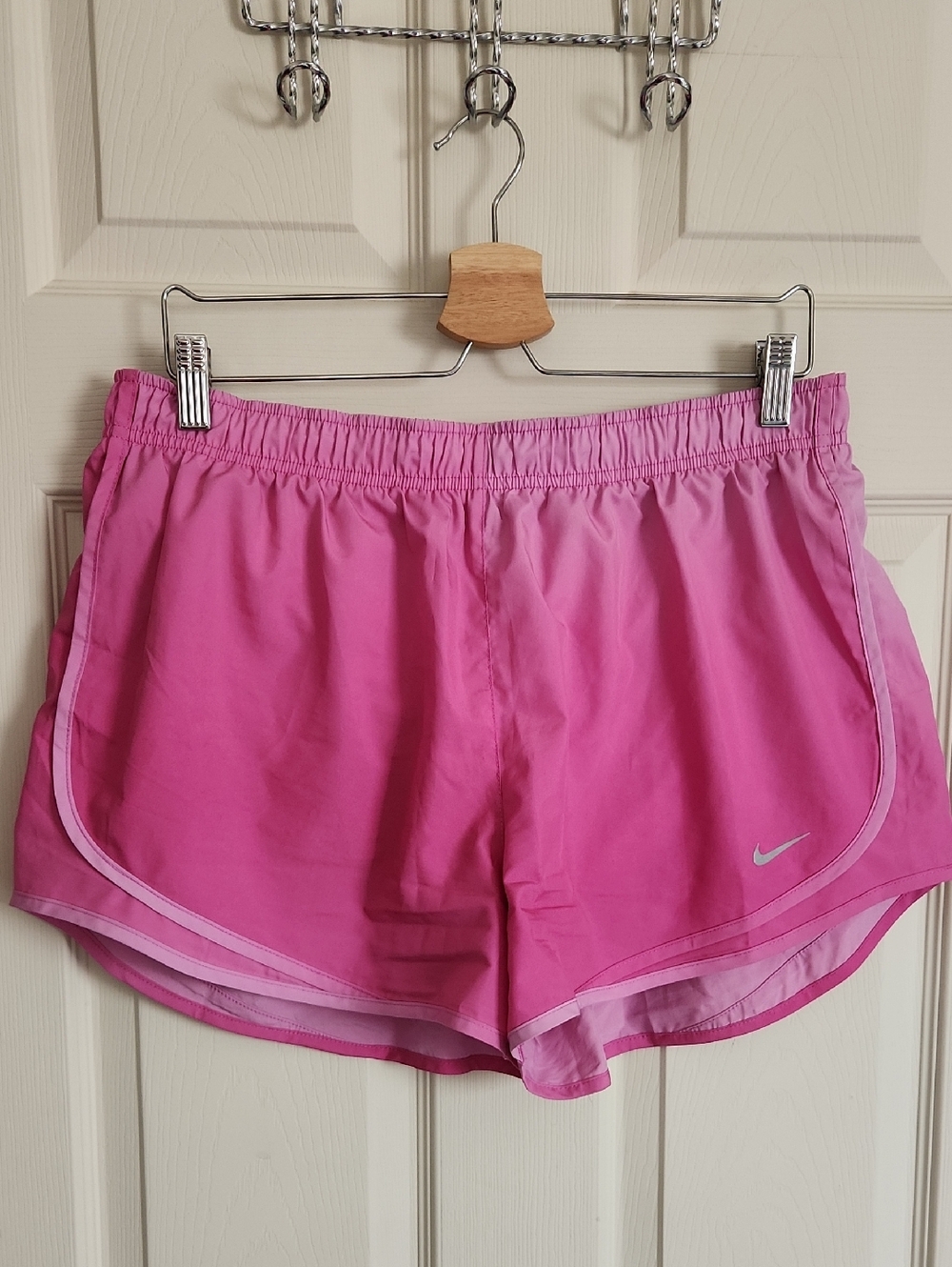 Ladies Pink Nike Athletic Shorts Size XL